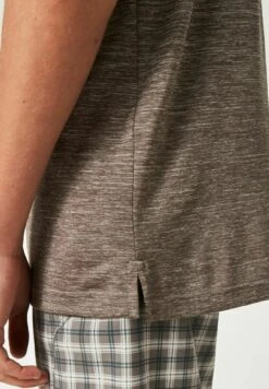 Oakley Golf Soft Grain - Poloshirt - White 11 Oakley Golf Soft Grain - Poloshirt - White -Golfserie Winkel 1e21497468854efeb8834d3d24a79386