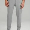 Lululemon Commission Classic Golf - Outdoorbroeken - Rhino Grey -Golfserie Winkel 37642bd6434c491aa2425eda2b96fc24