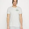 Lacoste Sport Golf Club - T-Shirt Print - Flour -Golfserie Winkel 37b755219fc245bfaca4f75621798640