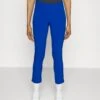 Nea Pull On Golf Pant - Broek - Lapis Blue 2 Nea Pull On Golf Pant - Broek - Lapis Blue -Golfserie Winkel 52b9ae6517664ae3b29e8019913b9a32