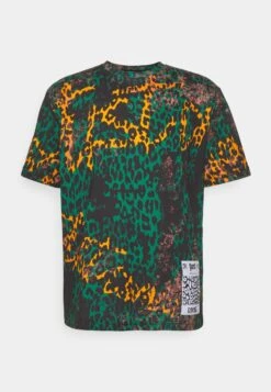 JUST CAVALLI Magliette - T-Shirt Print - Golf Green 14 JUST CAVALLI Magliette - T-Shirt Print - Golf Green -Golfserie Winkel a17eb2f6d2774ab7b7036d8872f78d12