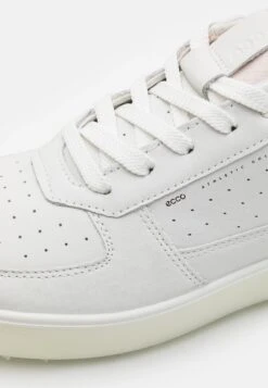 ECCO Golf Tray - Golfschoenen - White/Ice Flower/Delicacy -Golfserie Winkel b1fb70df88c14b6c804b3c7c43f64381
