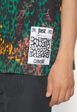 JUST CAVALLI Magliette - T-Shirt Print - Golf Green 15 JUST CAVALLI Magliette - T-Shirt Print - Golf Green -Golfserie Winkel fc11880b7aee40139093e19c25fff6af
